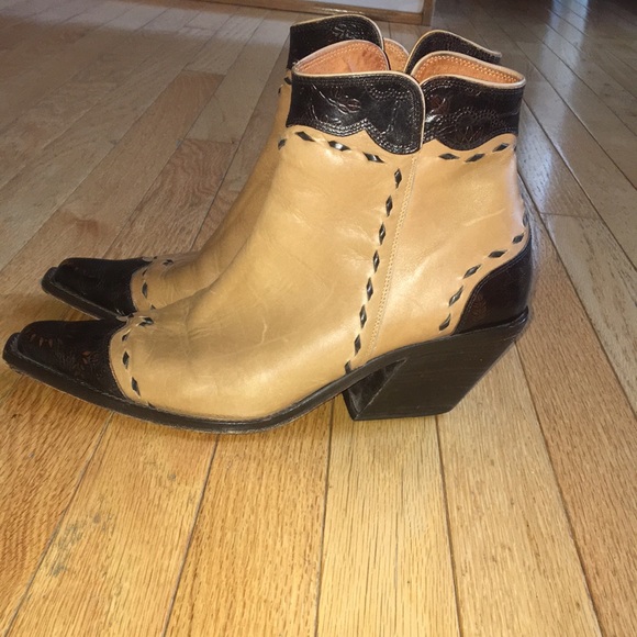 donald pliner western booties